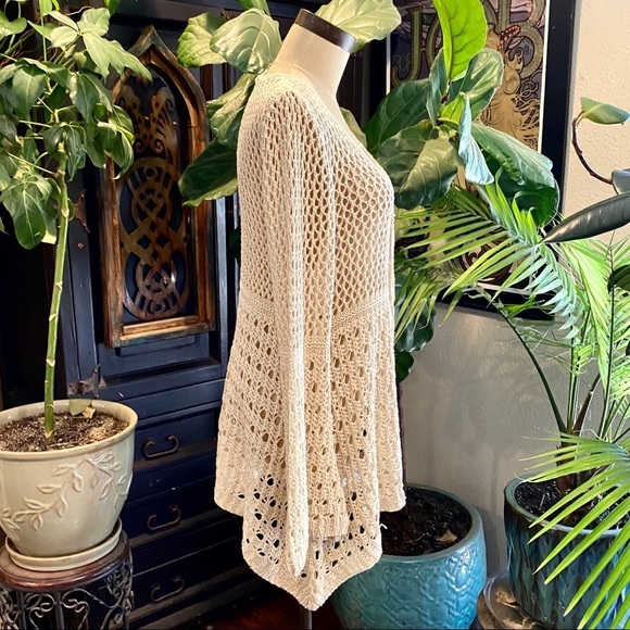 Umgee Crochet bell sleeve tunic cover up dress top - Picture 7 of 13